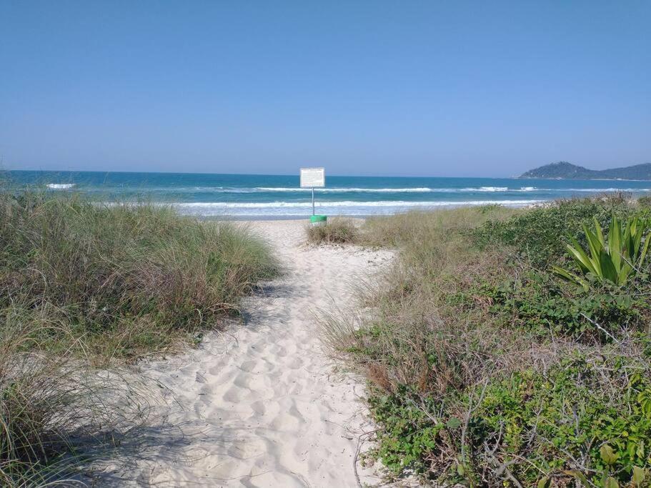 Casa Praiana No Novo Campeche, 5 Min Da *